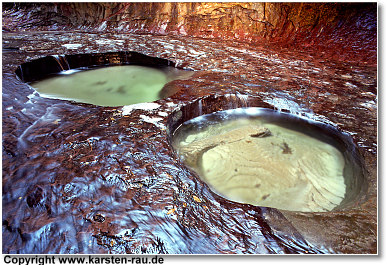 'Devil's Eyes', The Subway