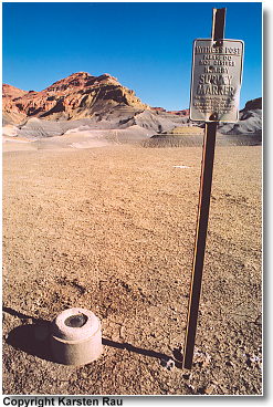 Vermessungspunkt auf dem Weg zum Alstrom Point