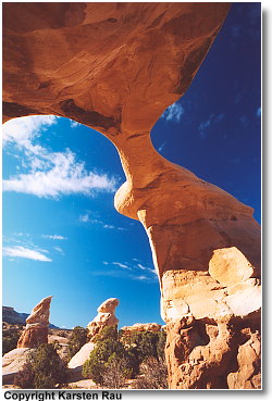 Metate Arch, Devil's Garden